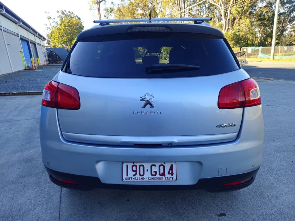 2014 puegot wgn 7.jpg